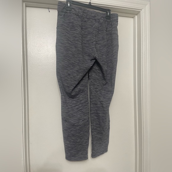 Lululemon Pants Size 8 - Picture 2 of 4
